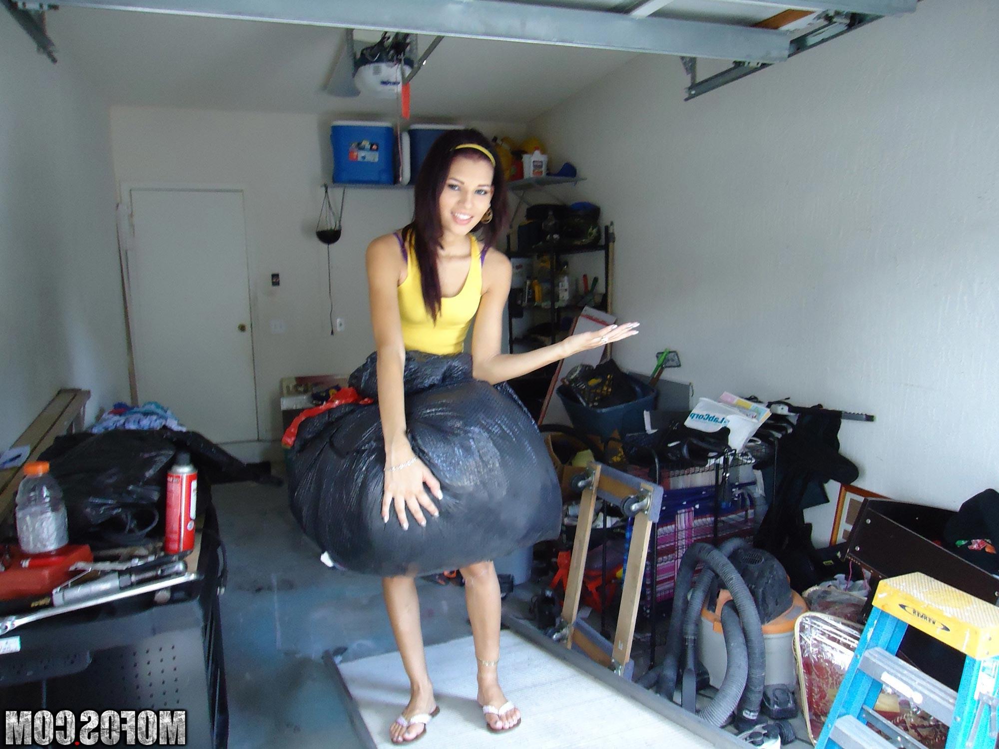 20P Real amateur user submitted girlfriends