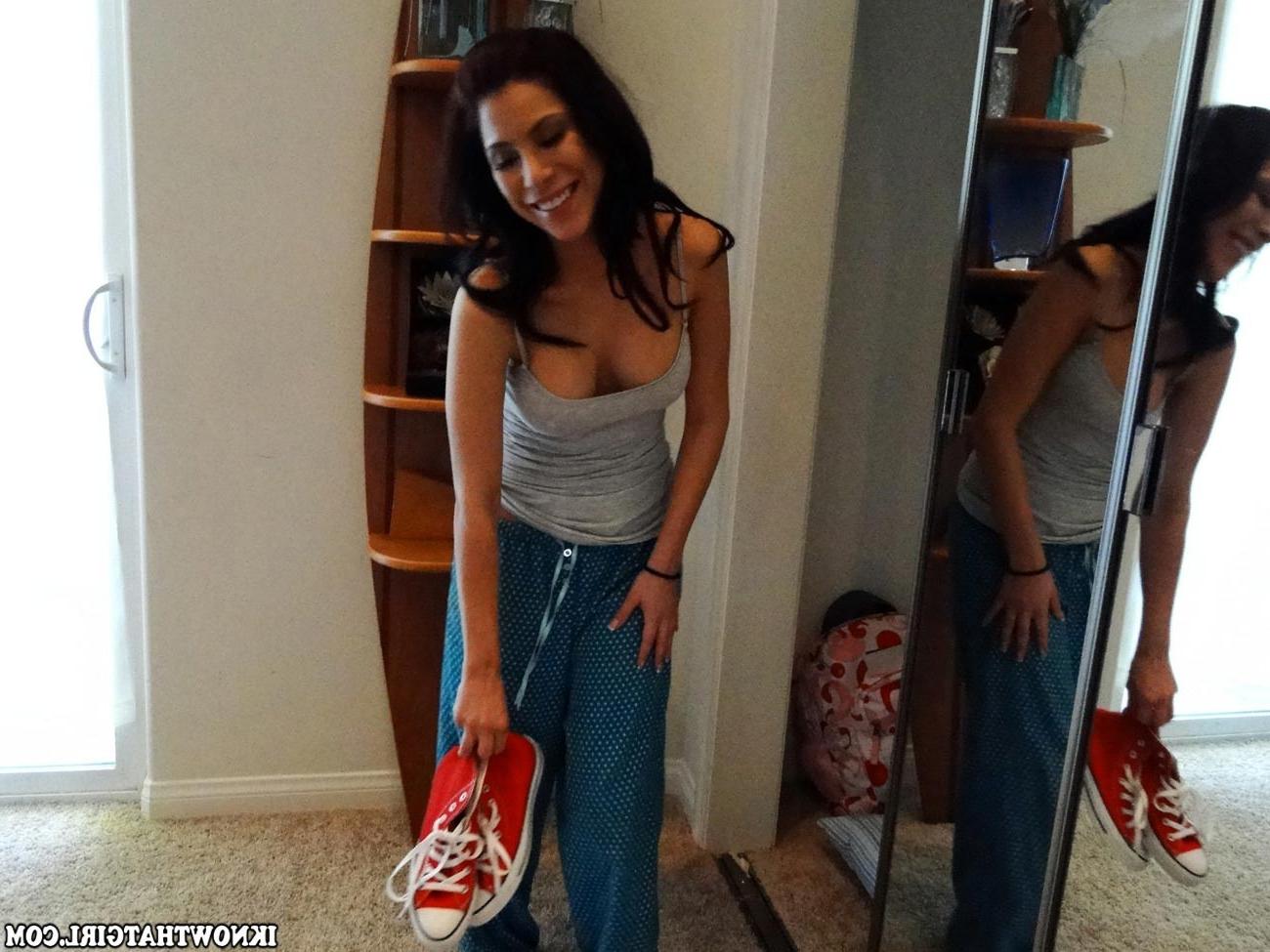 20P Real amateur user submitted girlfriends