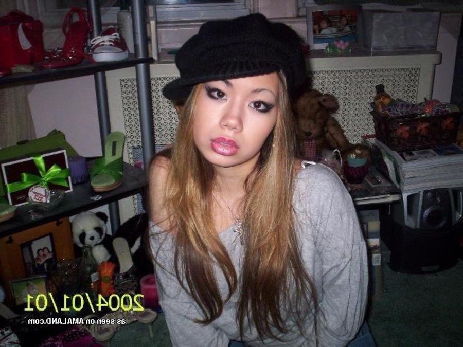 10P Collection of an Asian babe getting wild with her boyfriend