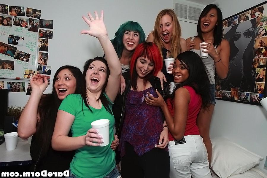 12P Hot dorm room sex pictures