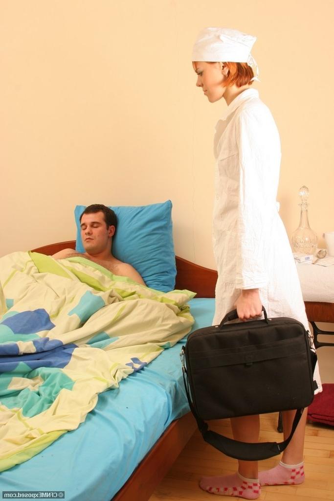 25P CFNM Nurse Threesome