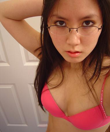 15P Japanese teen gfs posing for the camera