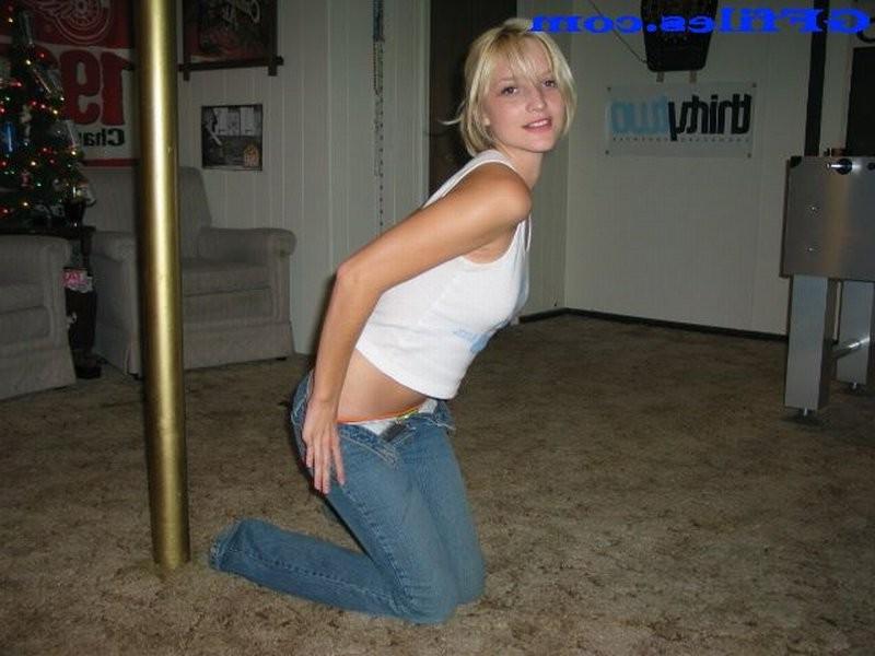 16P My gorgeous amateur teenage girlfriend stripping down to her sexy panties in our