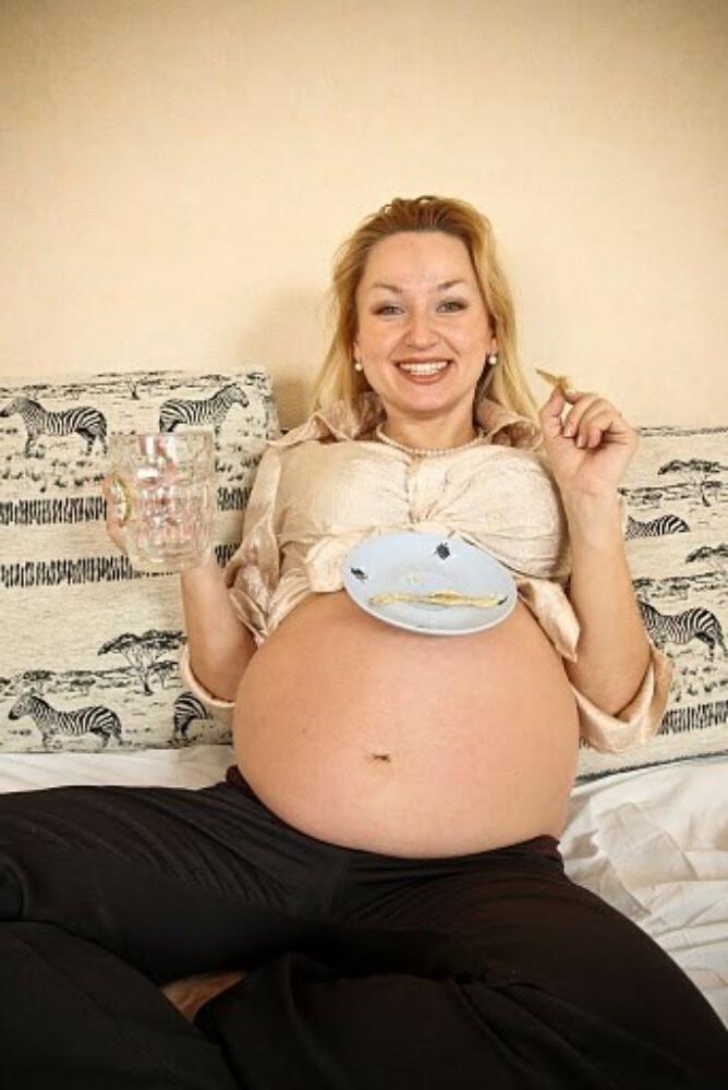 15P Pregnant gfs posing and fucking
