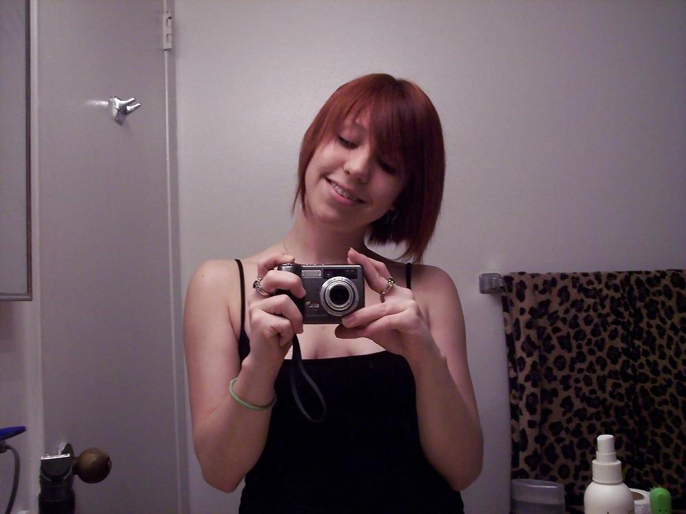 25P YOUNG REDHEAD GIRLFRIEND