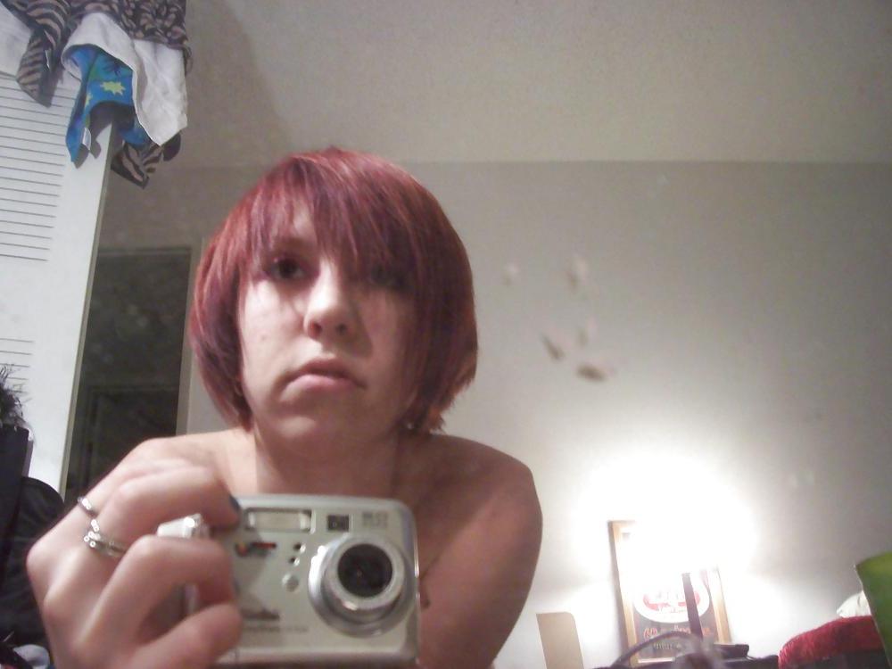25P YOUNG REDHEAD GIRLFRIEND
