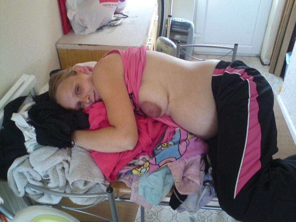 15P Pregnant Girlfriends posing and fucking