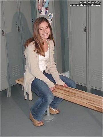 14P Tawnee Stone strips her clothes off in the locker room
