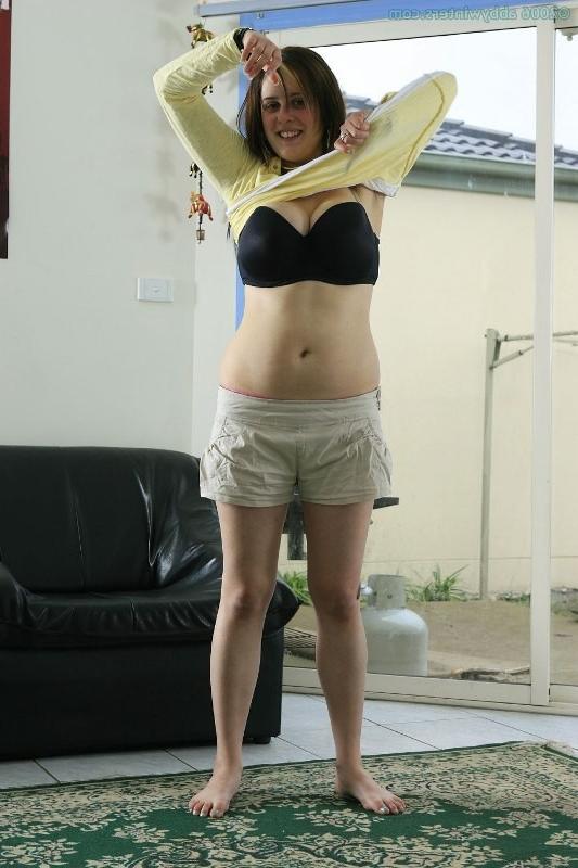 15P Girl with big tits masturbating her hairy pussy