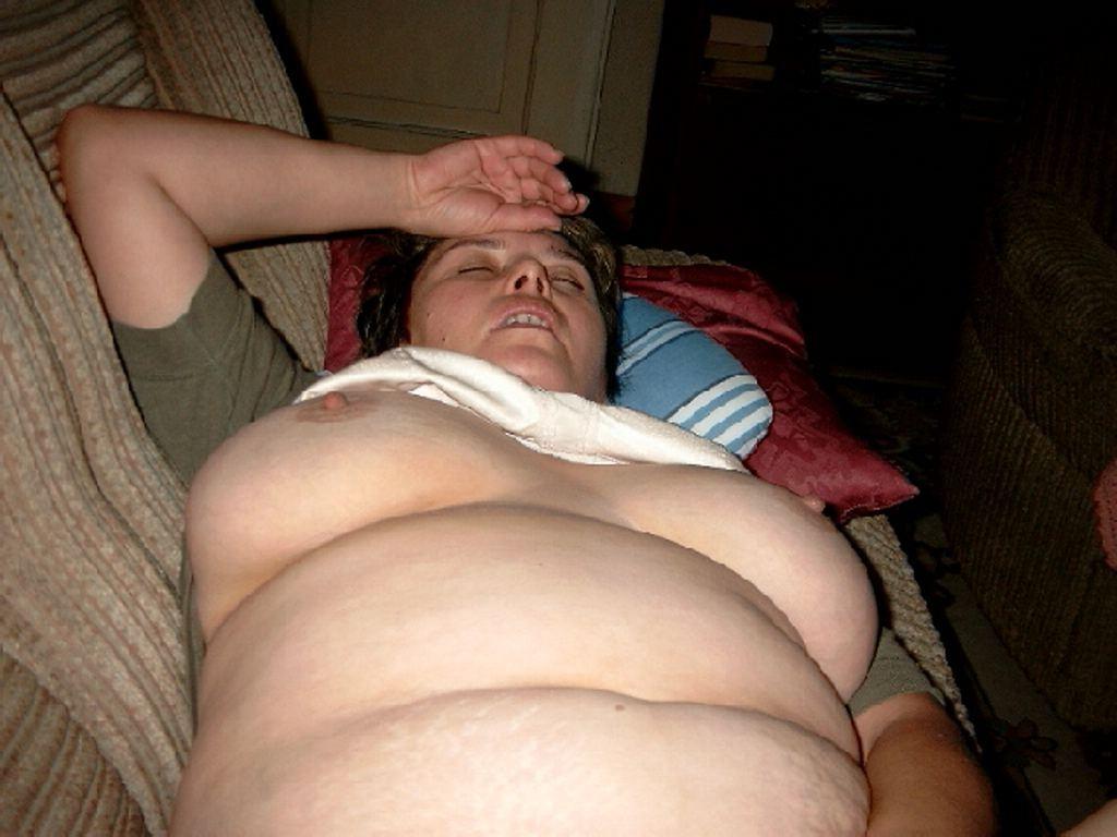 10P shaved pussy