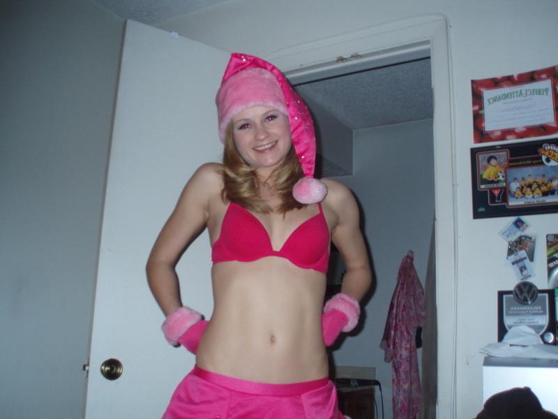 16P Pictures of hot girl to girl hardcore action