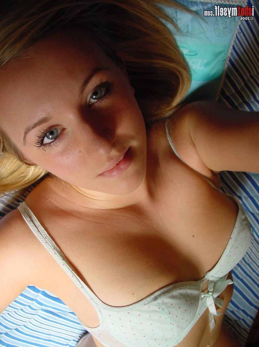 15P Cute busty selfshot amateur teen peeling panties off her hairy pussy