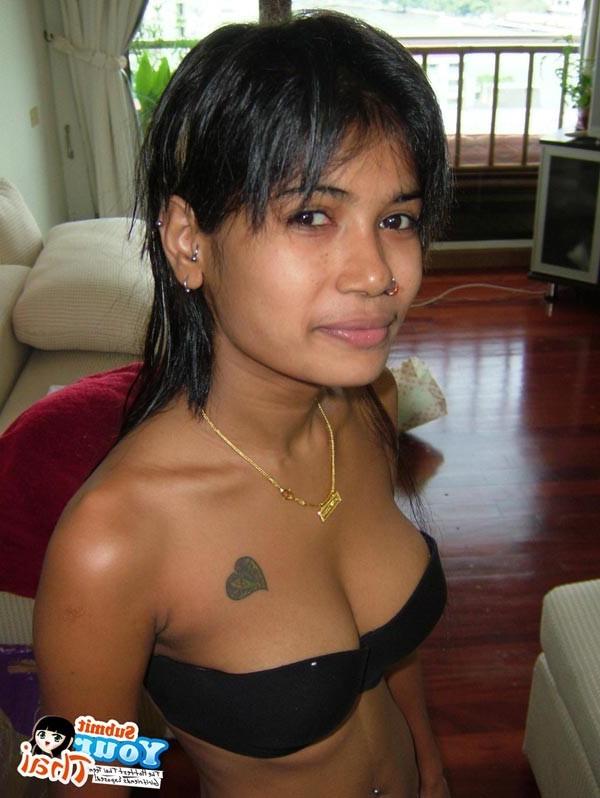16P Thai gf showing off her amazing body