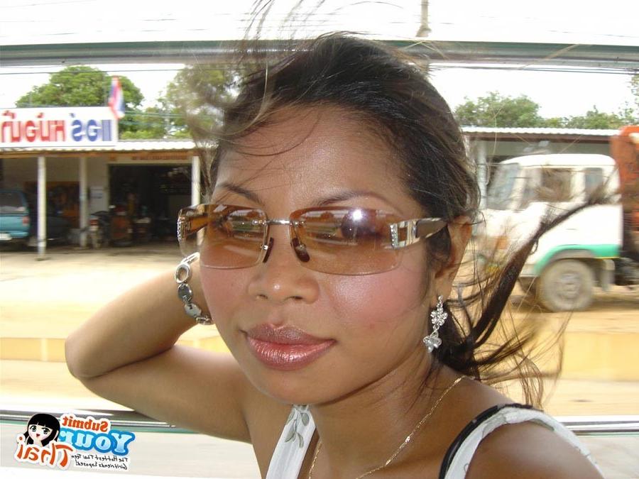 16P A day in the life of a Thai girlfriend