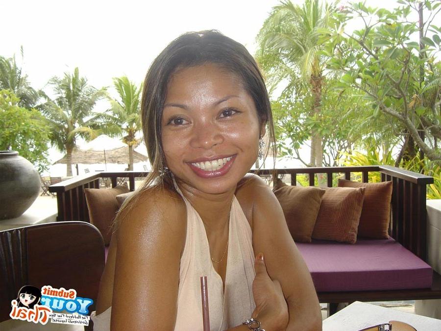 16P A day in the life of a Thai girlfriend