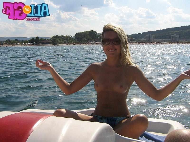 12P Hot girl friends have hot beach fun