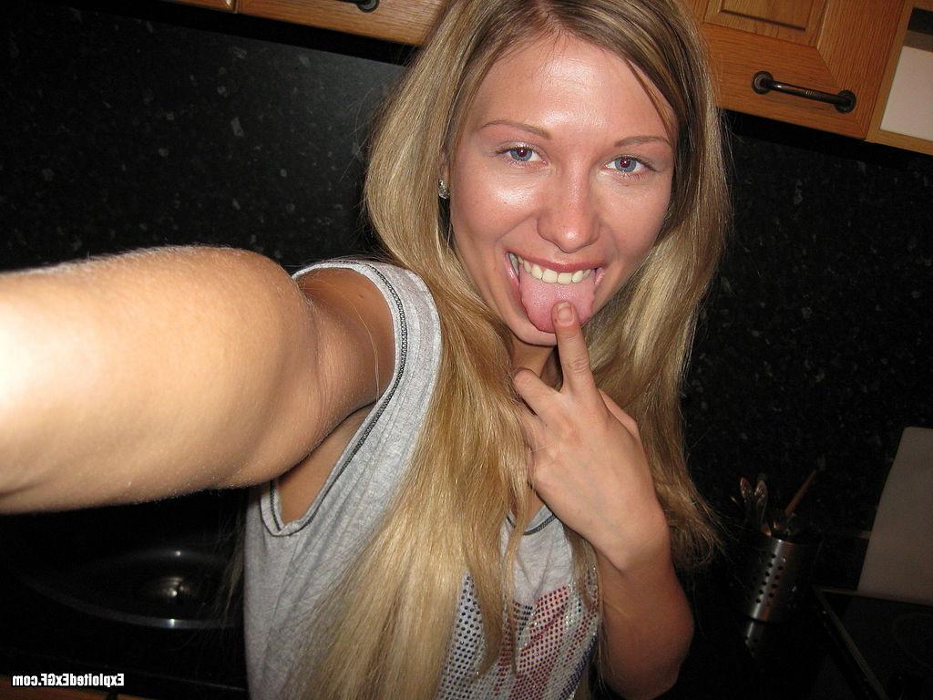 15P Teen girlfriend self shoting