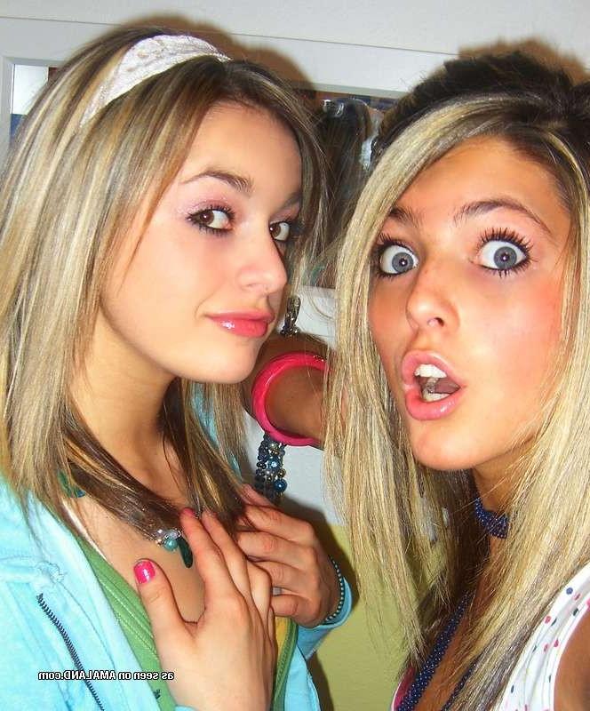 15P Amateur girlfriends who just turned 18 years old strip and tease