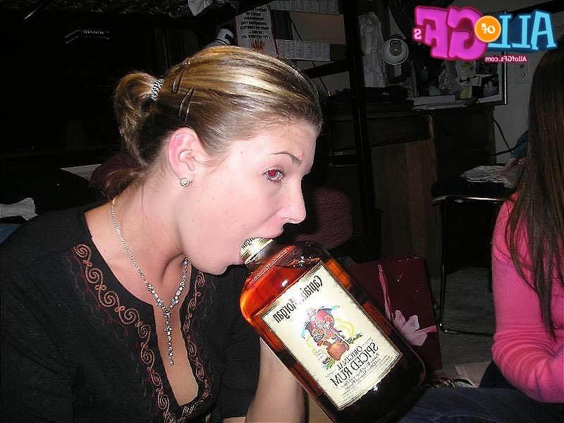 12P X girl friends working hot mouths
