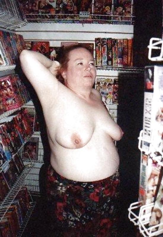 23P Adult Book Store Wild Wives