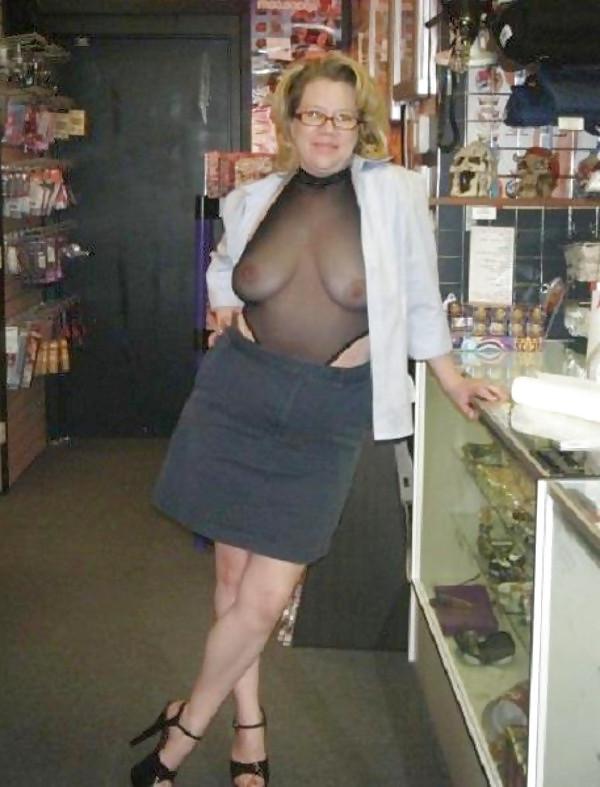23P Adult Book Store Wild Wives