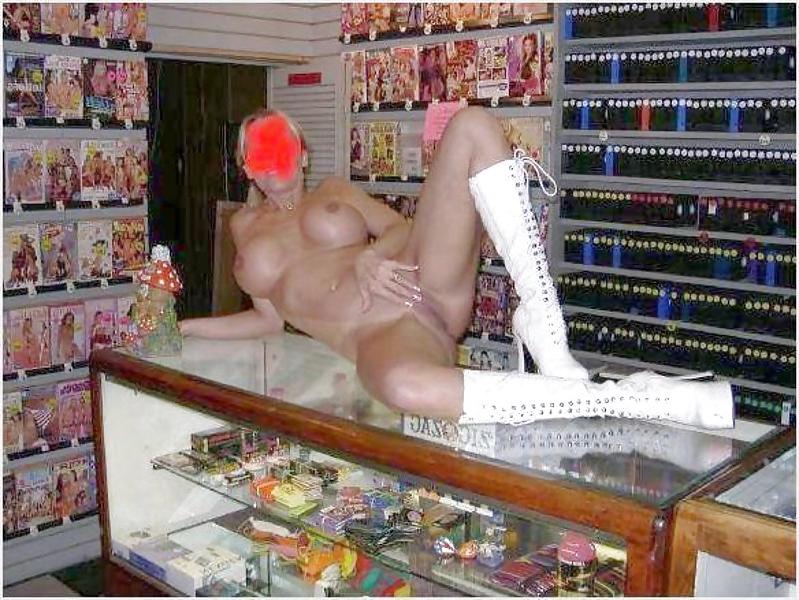 23P Adult Book Store Wild Wives