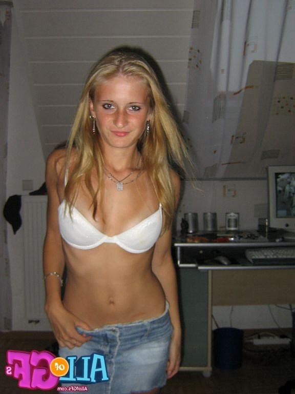 12P Shy girl friend nude covers tits
