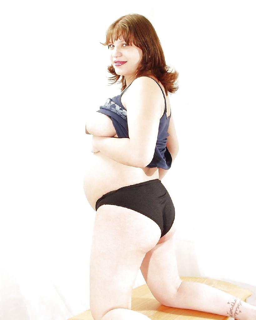20P HOT & SEXY PREGNANT GIRLS VII