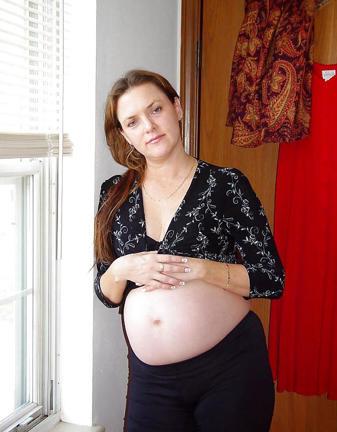 20P HOT & SEXY PREGNANT GIRLS XVI