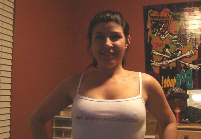 15P MILF posing naked