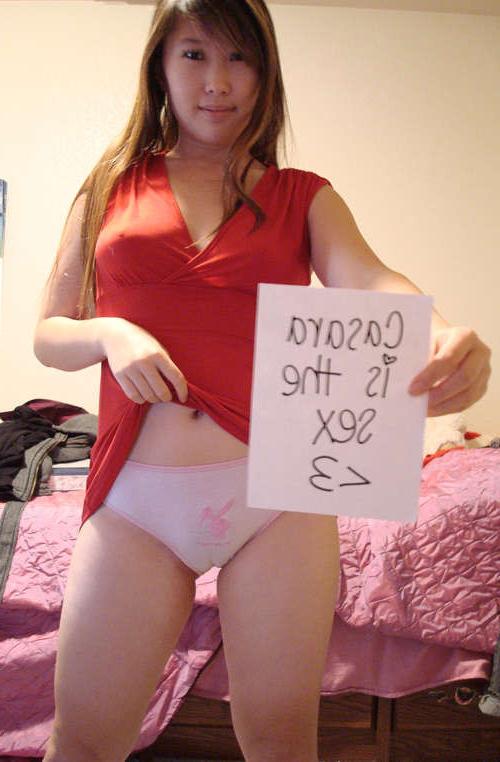 15P Asian girl taking requests for naughty pics from internet friends