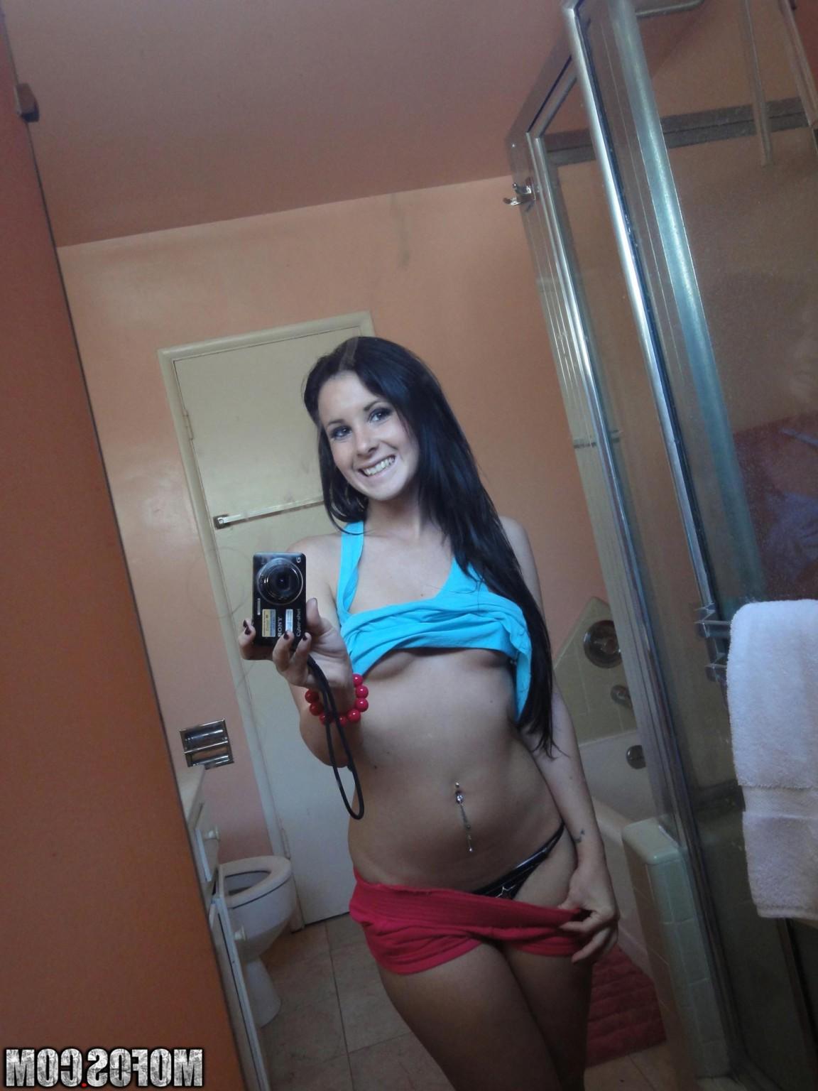 20P Real amateur user submitted girlfriends