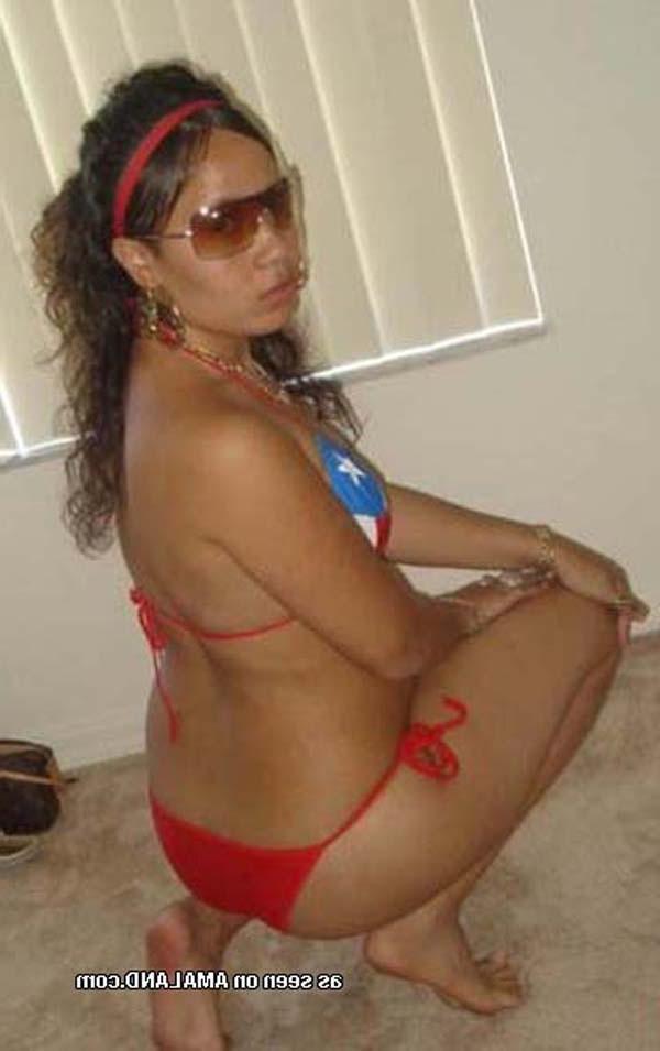 15P Amateur Mexican chicks in their bikini