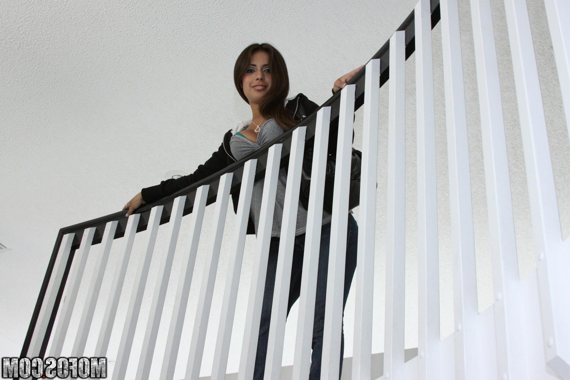 20P Real amateur user submitted girlfriends