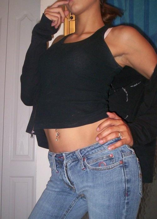 16P Various photos of naughty girl on girl action