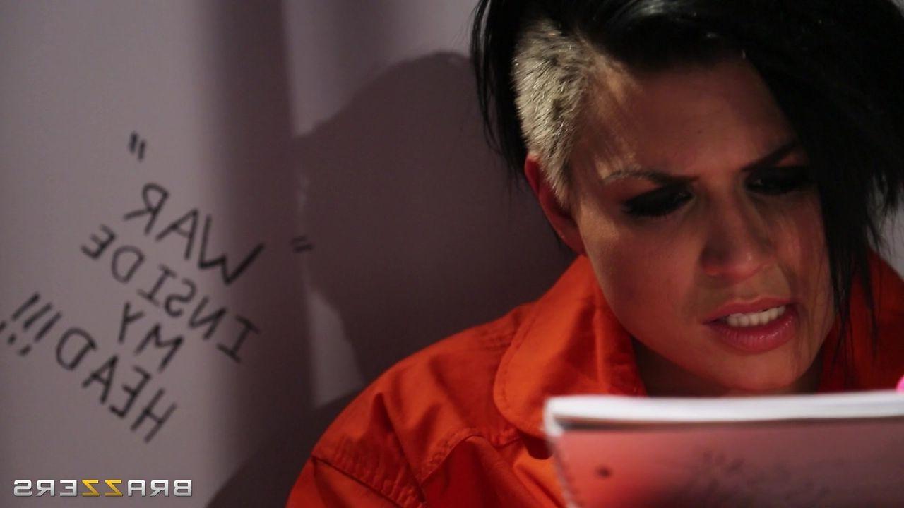 16P Busty bald inmate Eva Angelina gets dped in prison