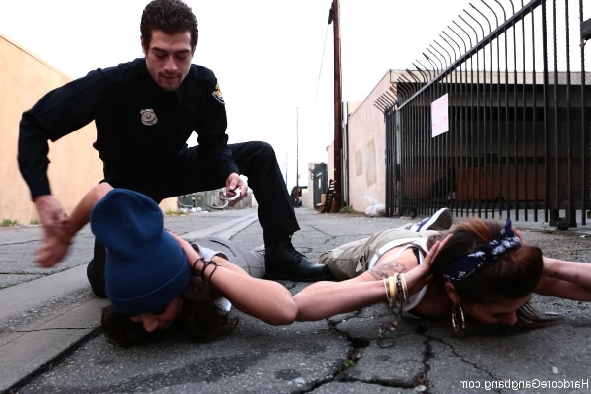 24P Very sexy babe gets overpowered and fucked in a jail