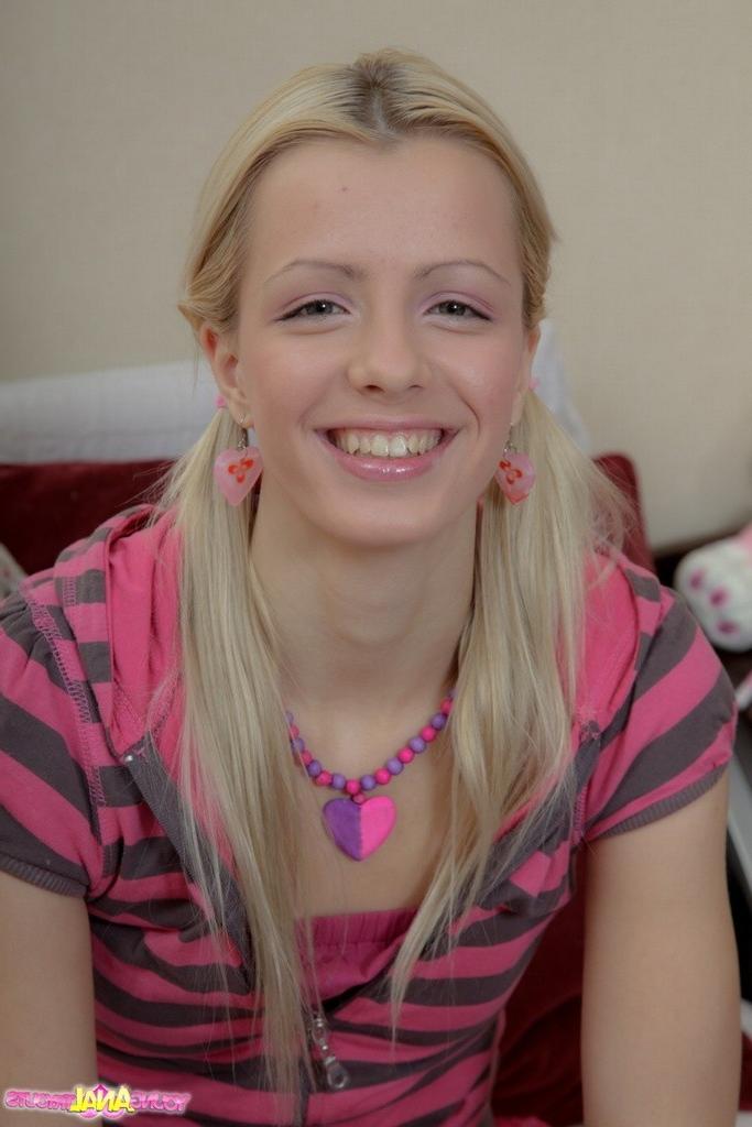 16P Sweet Lina is getting her sweet holes penetrated by a horny man.
