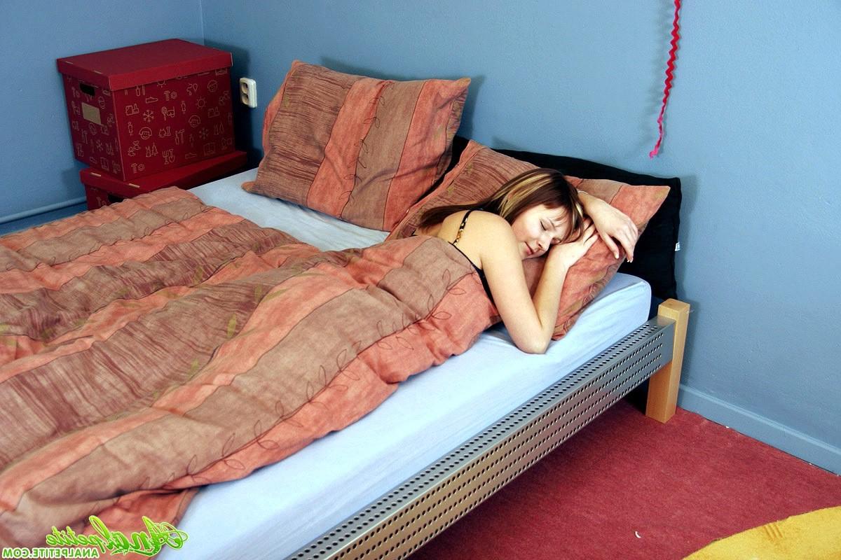 13P Teen fucked in her pussy and ass