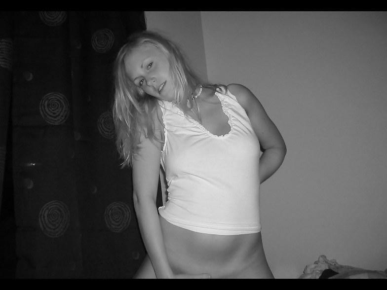 20P Ex-Girlfriend, do you wanna cum on her?