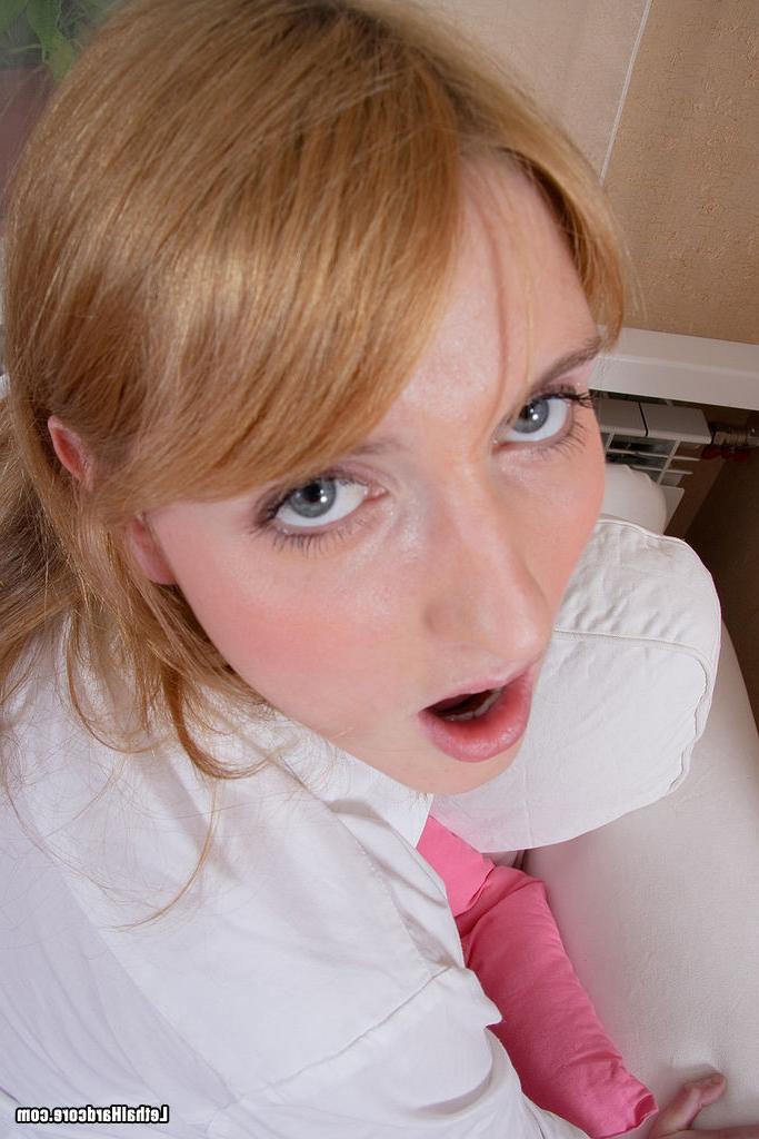 15P Scholgirl gets ass fucked