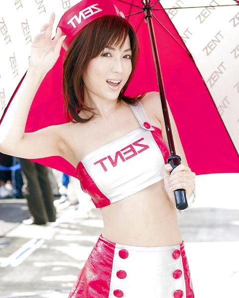 25P Japanese Race Queens-Mayu Oya (1)