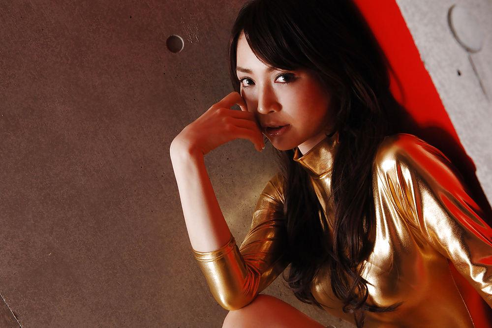 25P Japanese Race Queens-Mayu Oya (1)