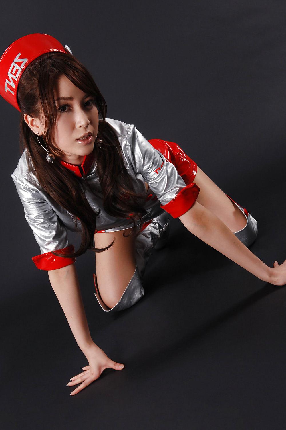 25P Japanese Race Queens-Mayu Oya (1)