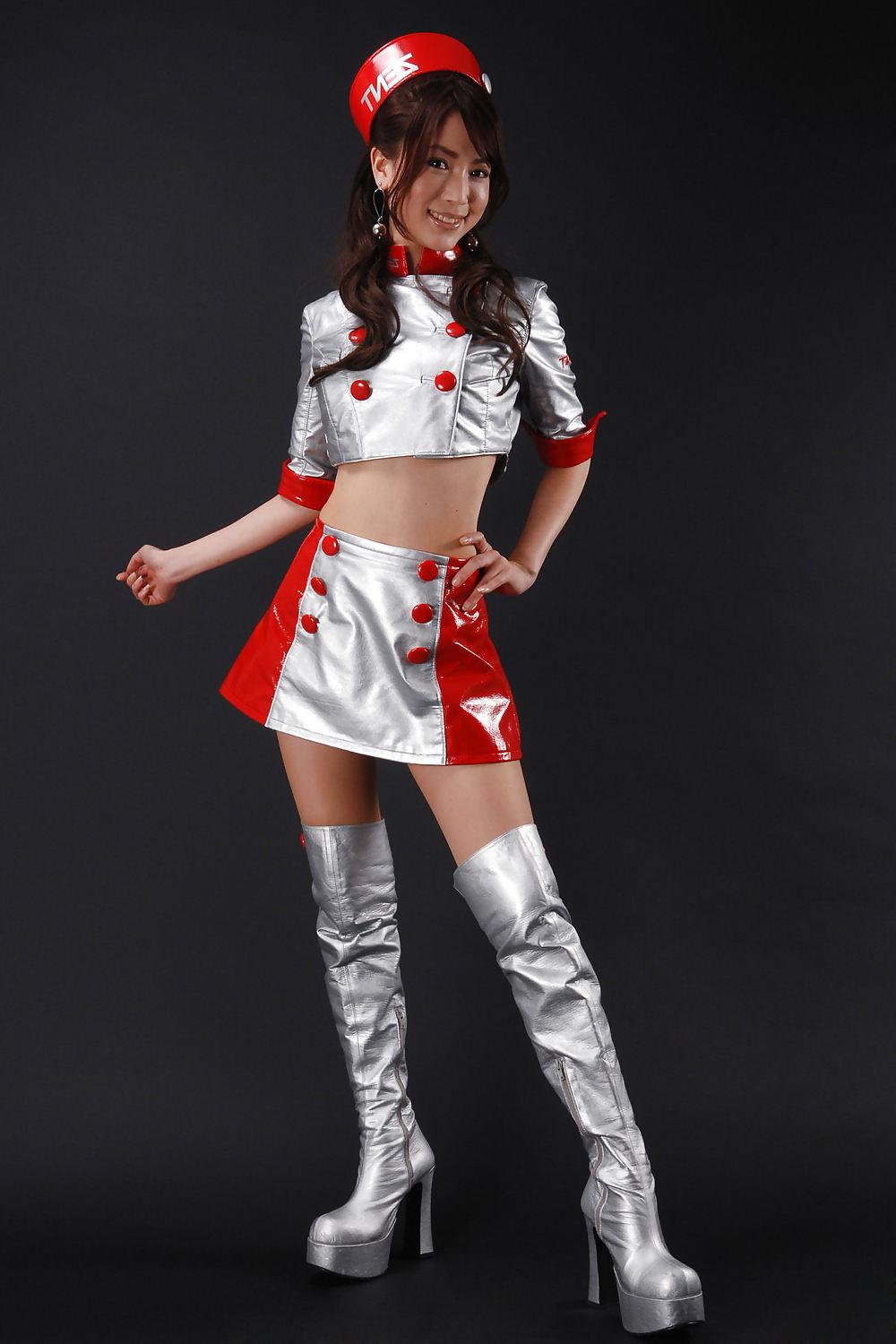 25P Japanese Race Queens-Mayu Oya (1)