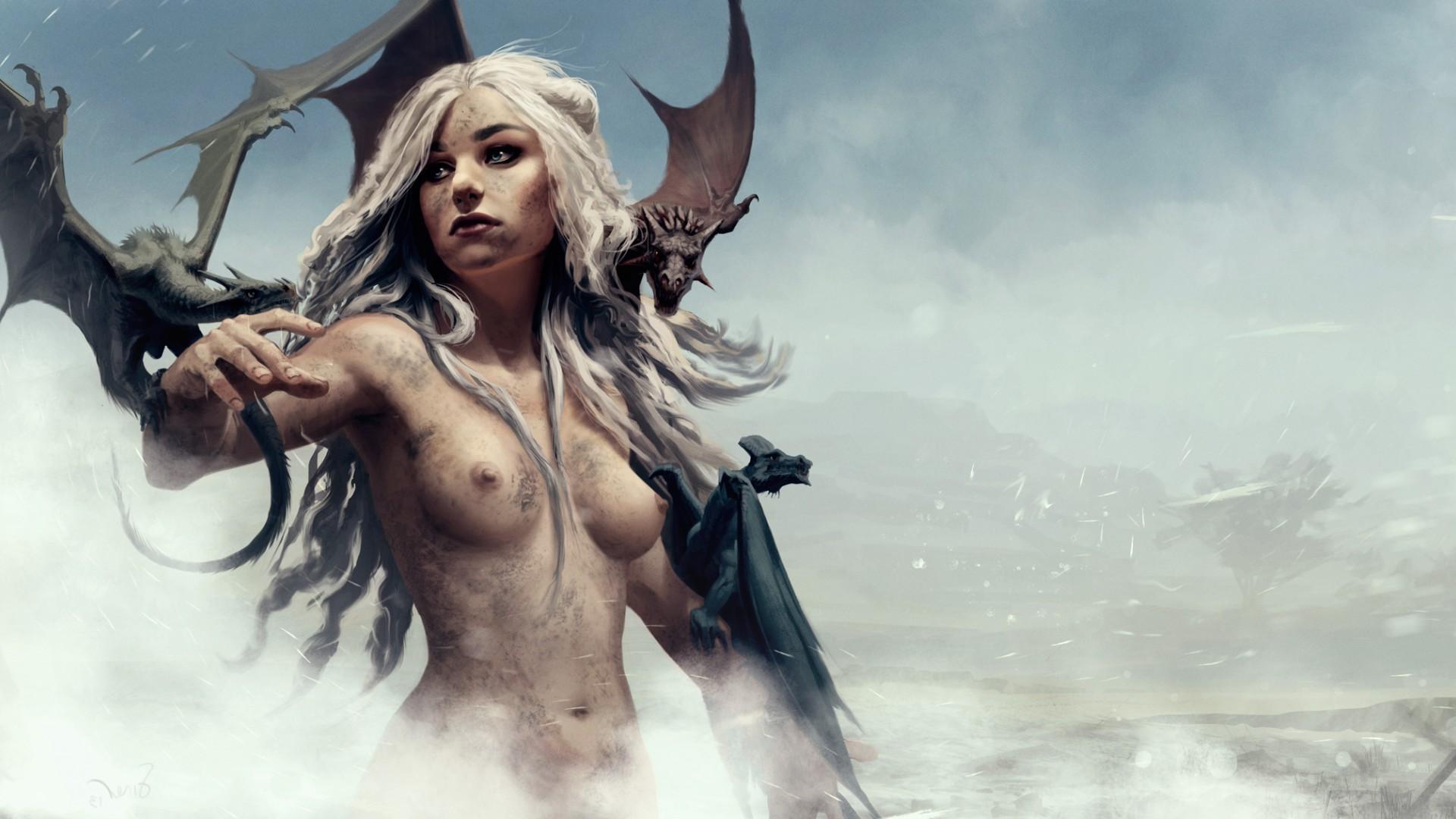 11P Nude Emilia Clarke comics