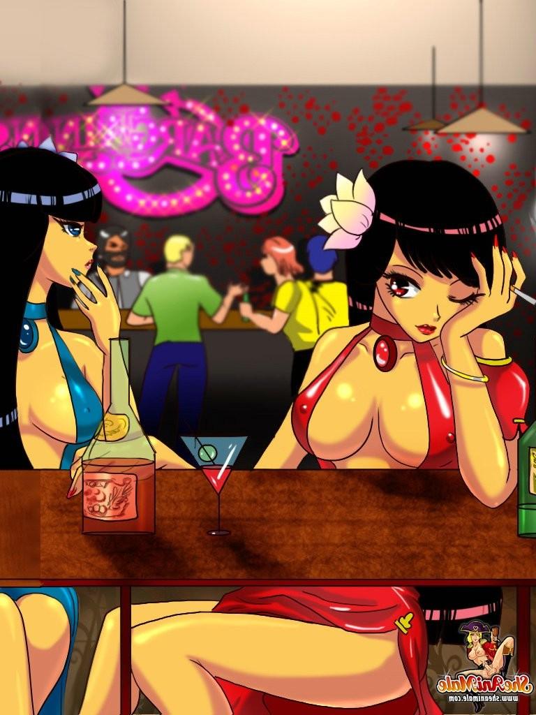 12P Futanari hooker fucked