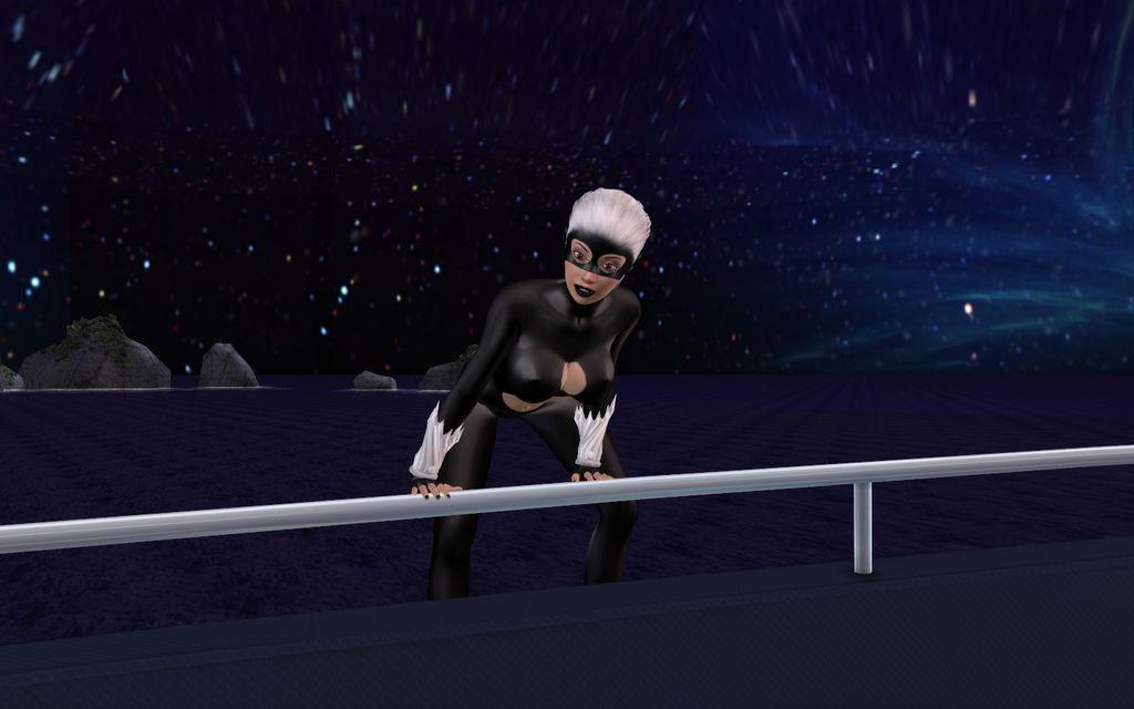 16P Busty superhero in a catsuit assaulting a yacht