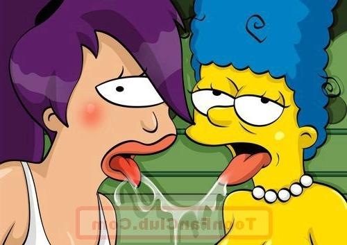 9P Marge Simpson and Lois Griffin porn pics