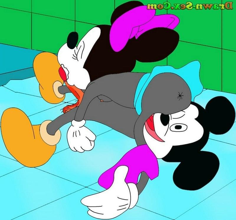 10P Insatiable Mickey Mouse cartoons!